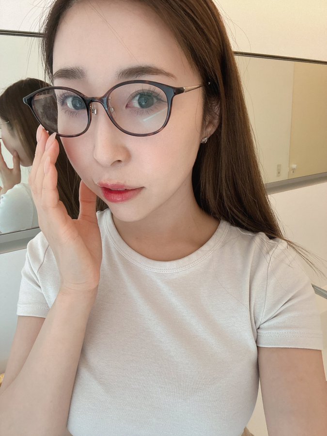 工藤百合(工藤ゆり)出道作品番号及封面，工藤百合个人简介