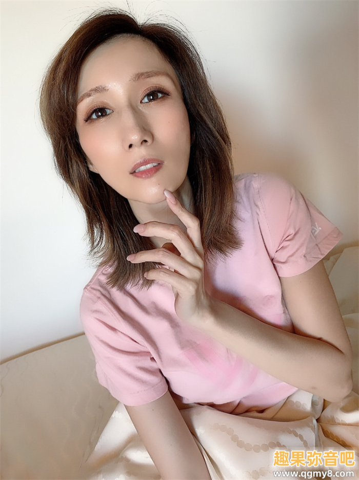 [CJOD-431]离婚后回家当丧女！JULIA一看到大狼牙棒就炸裂了！