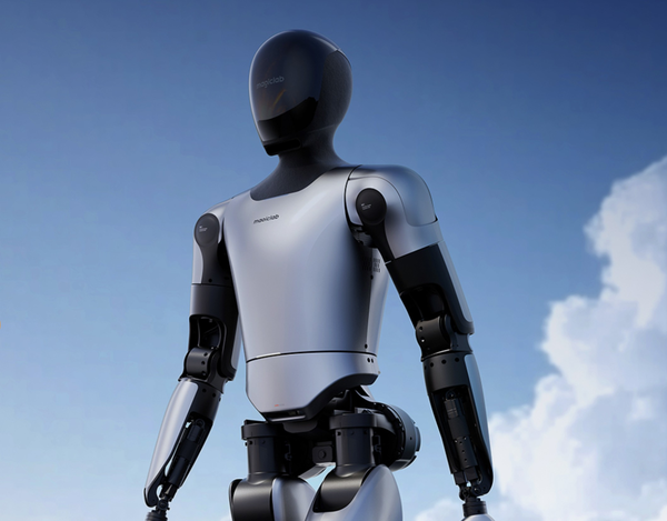 魔法原子举办2025场景战略发布会 总裁透露新计划！