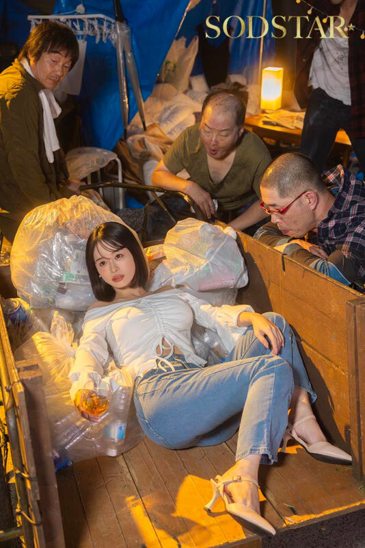 MINAMO作品START-265发布！被流浪汉恶搞！她中了时间停止器！