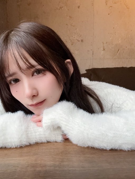 满岛杏奈(満島アンナ)出道作品番号及封面，满岛杏奈个人简介