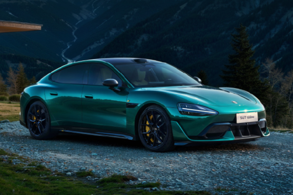 小米回应SU7高速上碰撞爆燃 已成立专门工作组配合调查