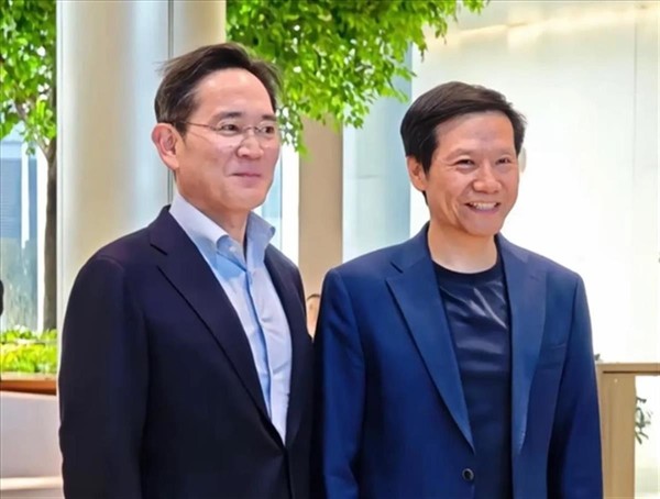 三星李在镕开启日本商务行程！刚在中国会见雷军等人