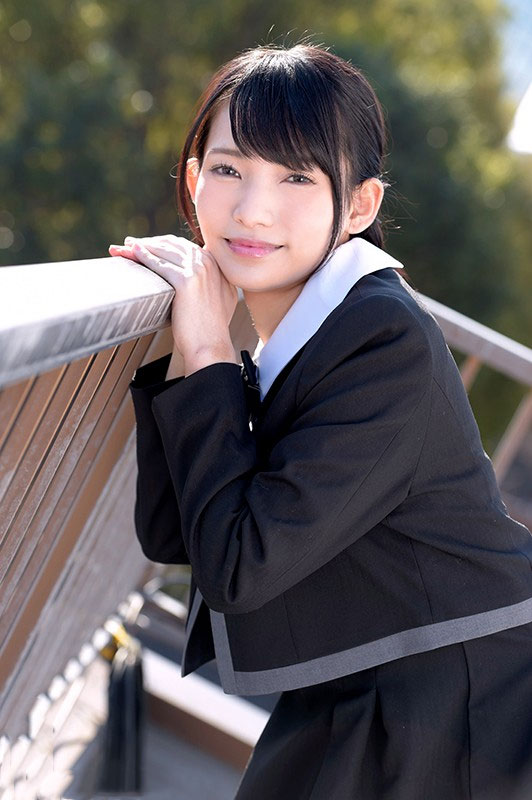 最新推荐！日俄混血偶像美少女《咲乃小春》精选作品介绍……