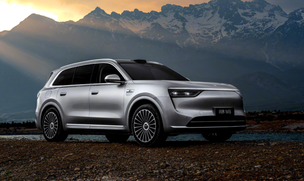 余承东：问界M8上市24小时大定突破3.2万台 4月20日交付