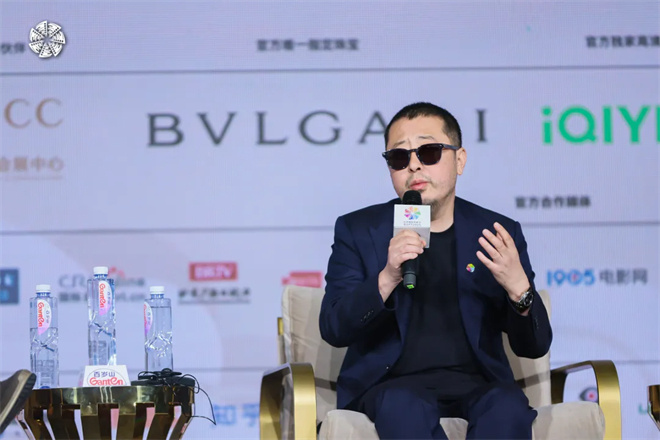 贾樟柯赴“故人”十年之约：回望时代，对话未来