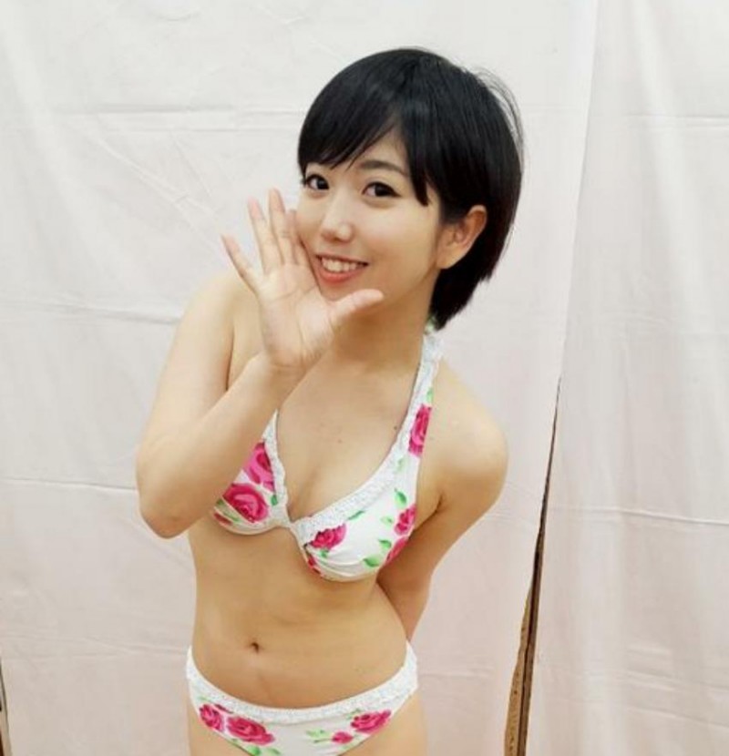 最新推荐！纯真系短发美少女《柚木彩花》精选作品介绍……