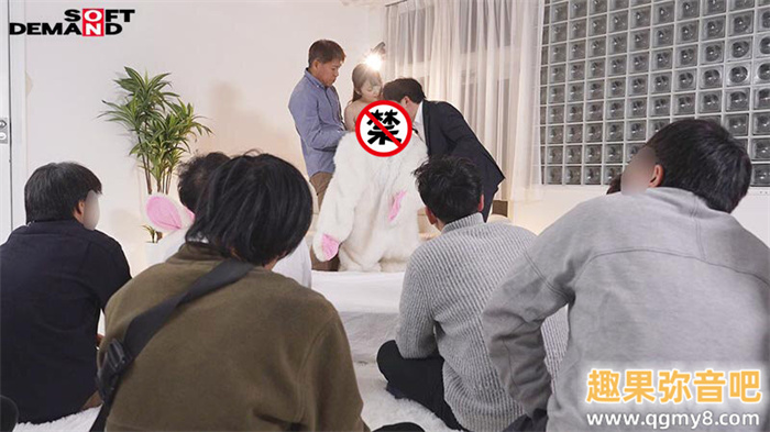 [SDAM-131]身材最辣的吉祥物！ 男艺人包夹的及川莉央喷水了！