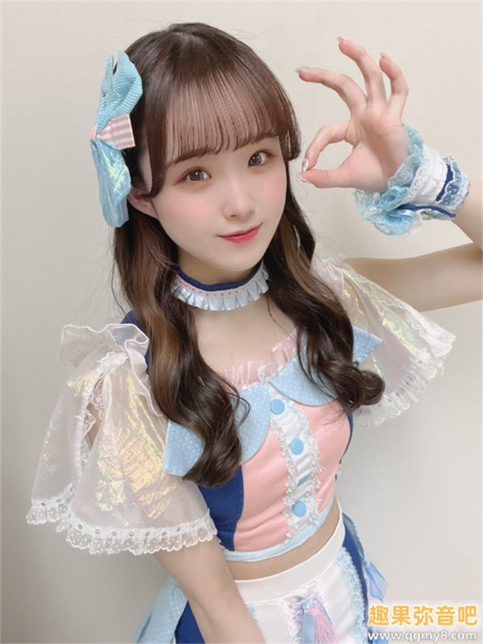 [FC2-PPV-4673073]解密！那位被无码卖家捕获 第一次在大家面前脱光衣服的主播是？