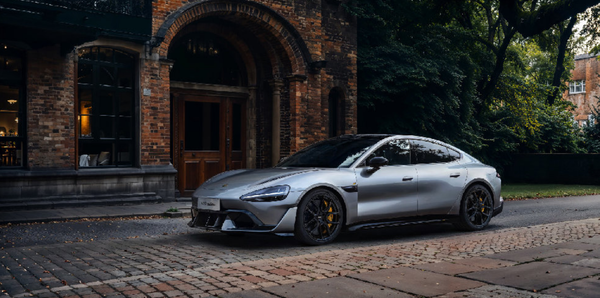 小米股价再度跌破50港元 雷军称过去一个月相当艰难