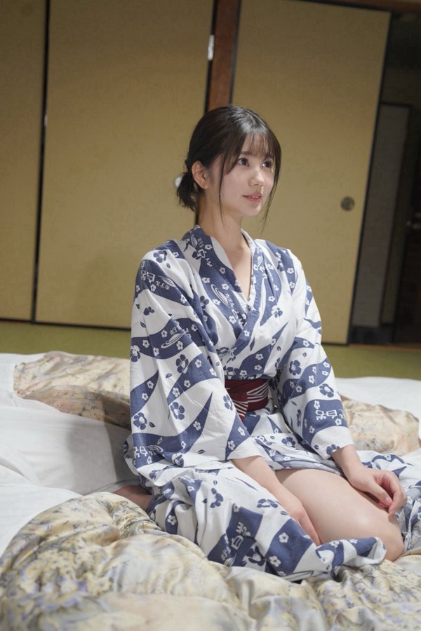 纯白彩永(純白彩永)出道作品番号及封面，纯白彩永个人简介