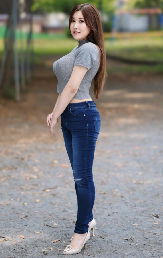 樱凉香(桜りょうか)出道作品番号及封面，樱凉香个人简介