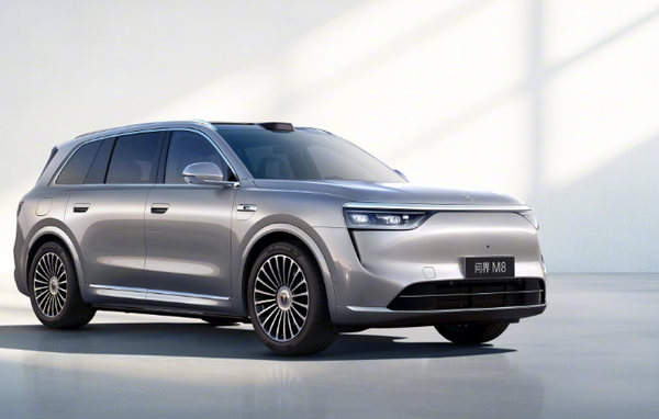 2025第22周30万以上车型销量排名：问界M8险胜宝马3系