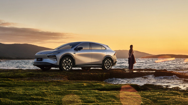 三大新势力车企上周订单数据曝光：鸿蒙＞小鹏＞零跑