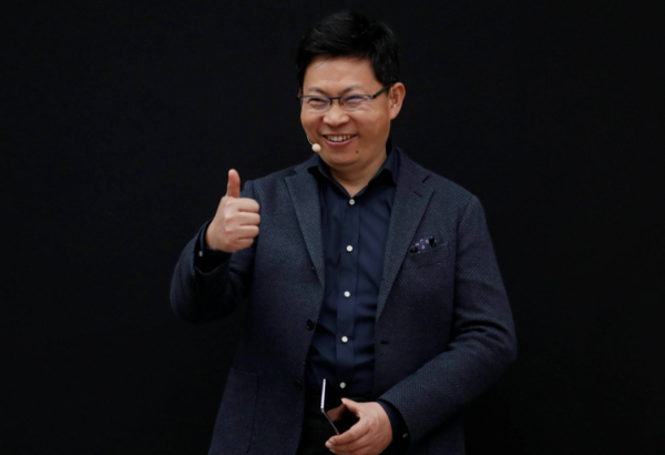 余承东发文纪念入职华为32周年：奋斗者一直还在奋斗路上