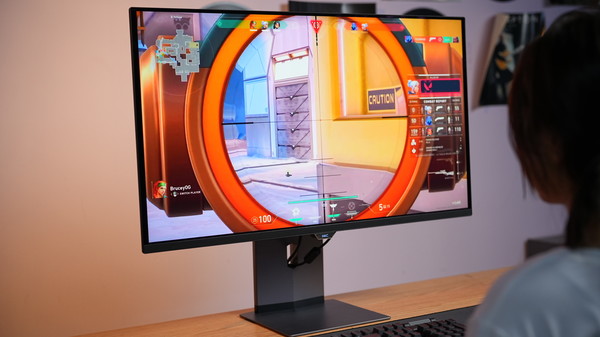 OLED显示器面板出货量年增率上调至69% 三星LG主导