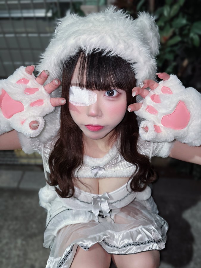 铃芽由罗(すずめゆら)出道作品番号及封面，铃芽由罗个人简介