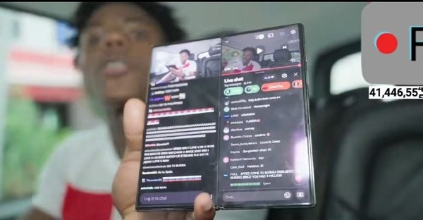 甲亢哥还在用华为三折叠手机！直播熟练使用分屏功能