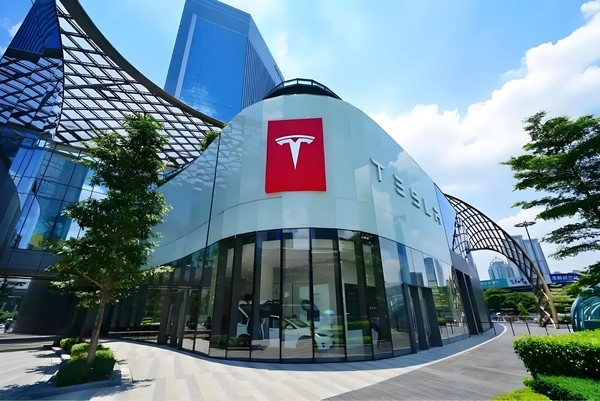 特斯拉Q2营收创十余年最大跌幅 马斯克称未来形势严峻