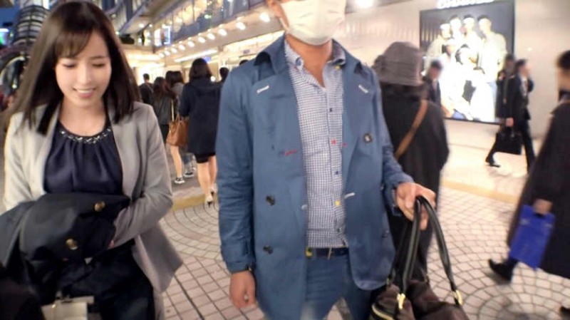 【200GANA-2068】新宿搭讪的丝袜OL女孩