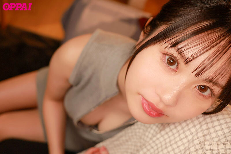 进入疯狂发片模式！童颜巨乳的她三连发！