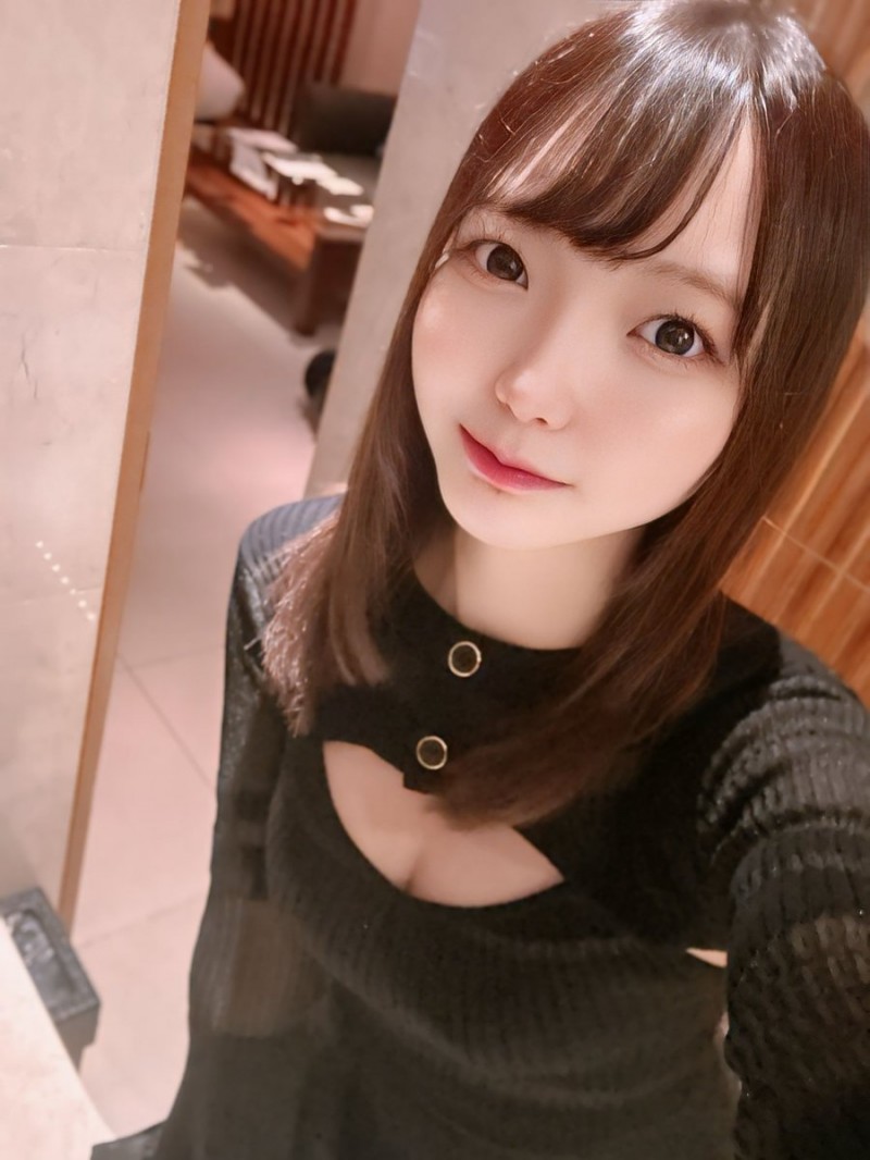 青井蓝(あおい藍)出道作品番号及封面，青井蓝个人简介