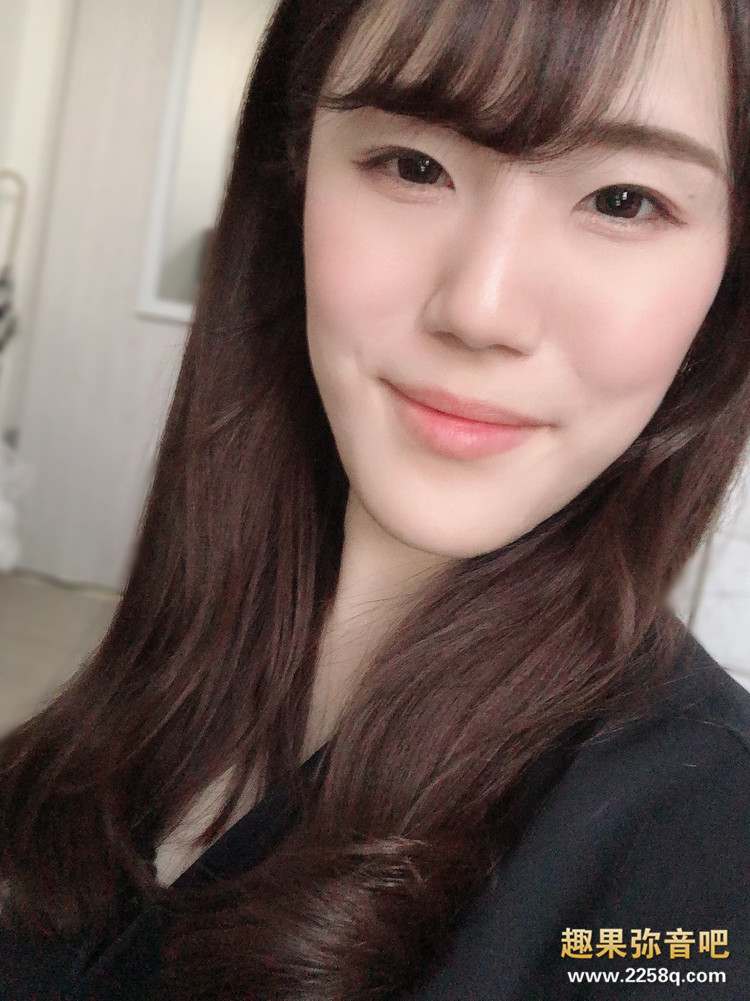 [DVDMS-668]业界的奇珍异兽 美人教师安奈真理惠居然拥有三个咪咪头