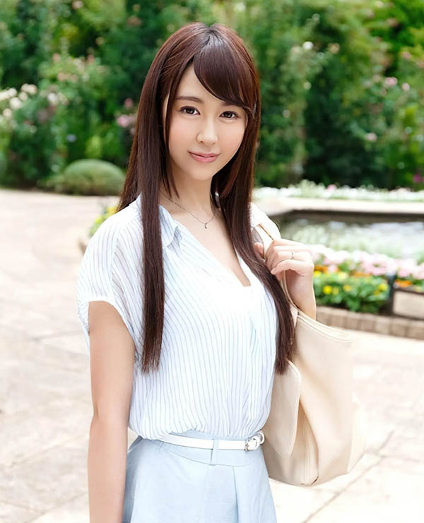 最新推荐！引退却超难忘AV女优《芽森滴》精选作品介绍……