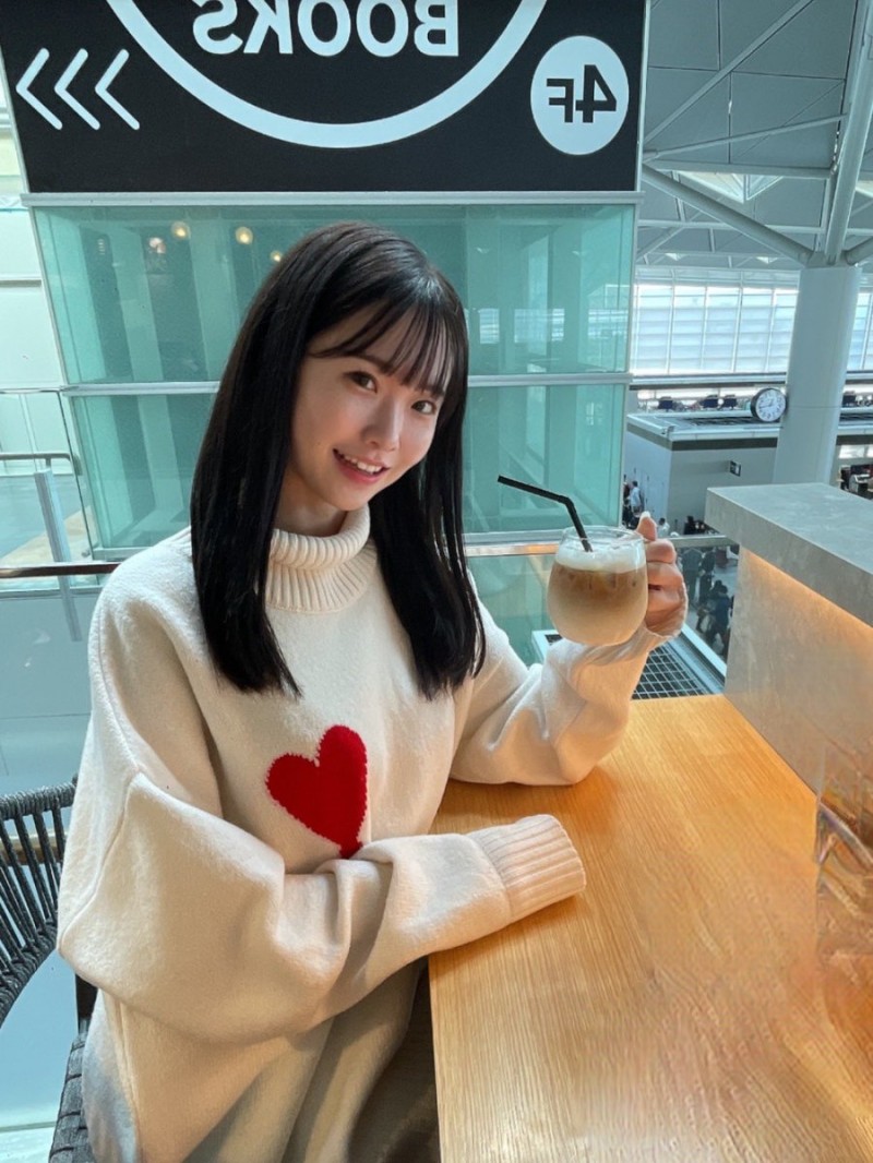 白上咲花出道作品番号及封面，白上咲花个人简介