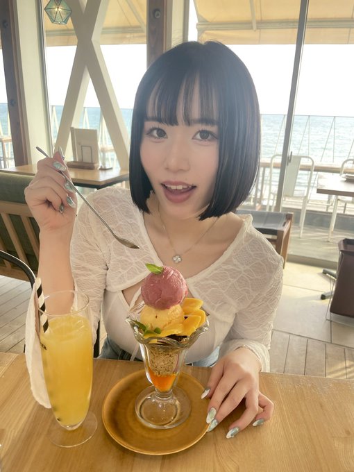 如月里依纱(如月りいさ)出道作品番号及封面，如月里依纱个人简介