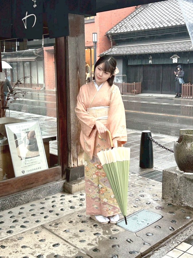 塚本沙耶(塚本さや)出道作品番号及封面，塚本沙耶个人简介