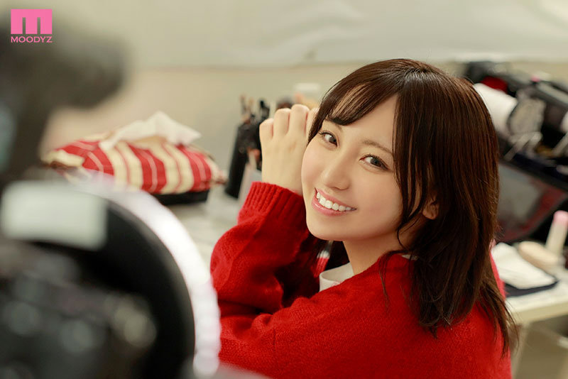 清水あんな(清水杏奈)出道作品MIFD-210发布！肉感大奶的她为了3P所以来拍片圆梦！