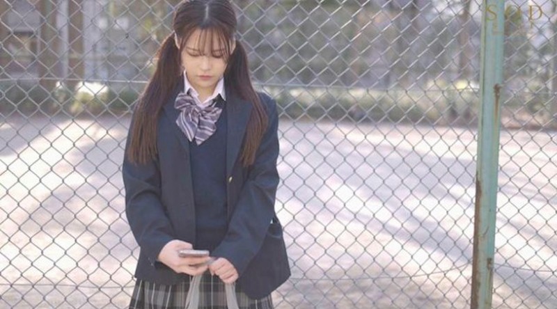 小鳥遊蘭(小鸟游兰)作品STARS-626发布！19岁F奶女大生「青春胴体大解放」，3P解禁「爱上被开发的快感」！