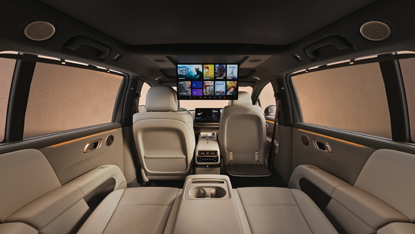 理想i6内饰首次曝光 提供Model Y、YU7外的第三种选择