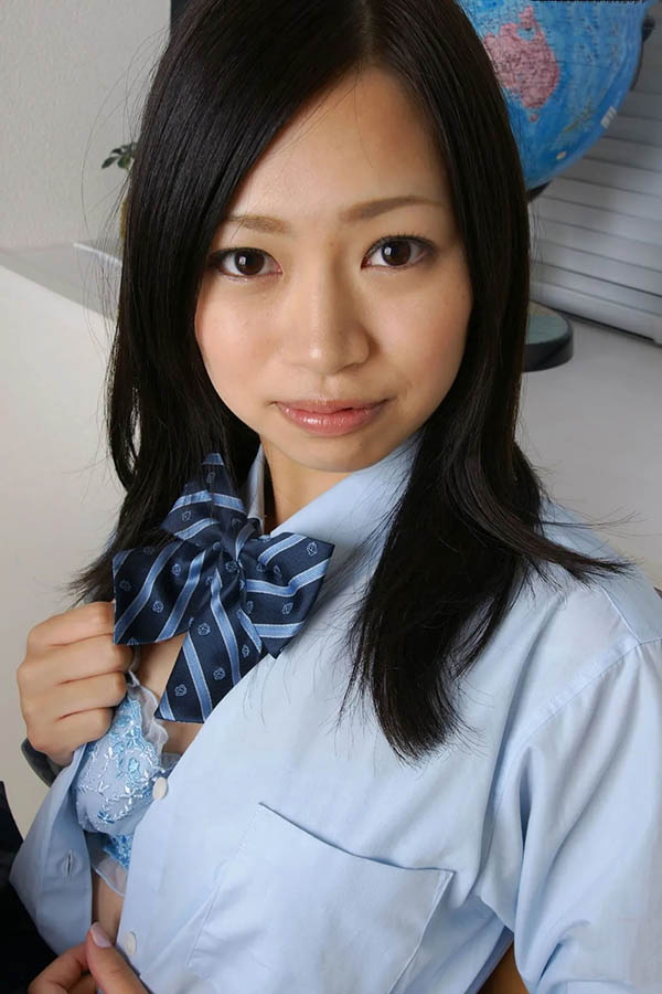 最新推荐！勇闯渔村的AV女神《村西真理奈》精选作品介绍……