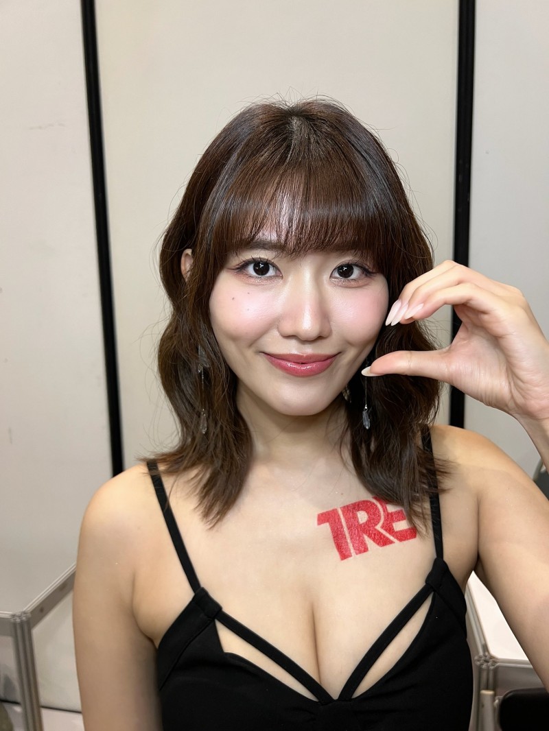 在TRE的后台⋯神宮寺ナオ(神宫寺奈绪)见到了让她很开心的人！