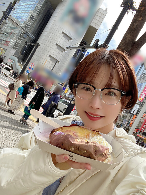 紗倉まな(纱仓真菜)作品STARS-652发布！会一人三化！在渋谷大暴走！