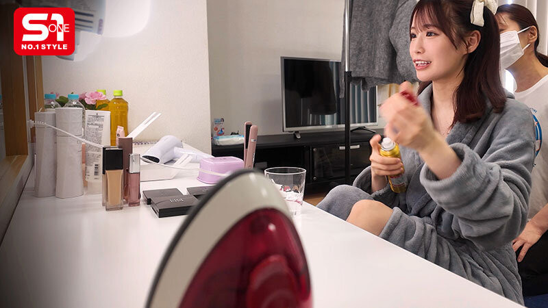 未歩なな(未步奈奈)作品SONE-904发布！走到哪里都被突袭！先吓死她再爽死她