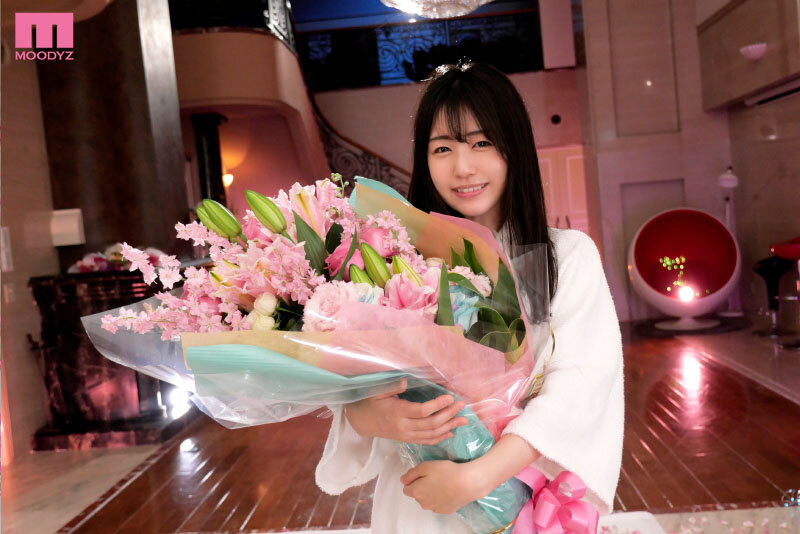 つぼみ(蕾，Tsubomi)引退作品MIDV-201介绍及封面预览