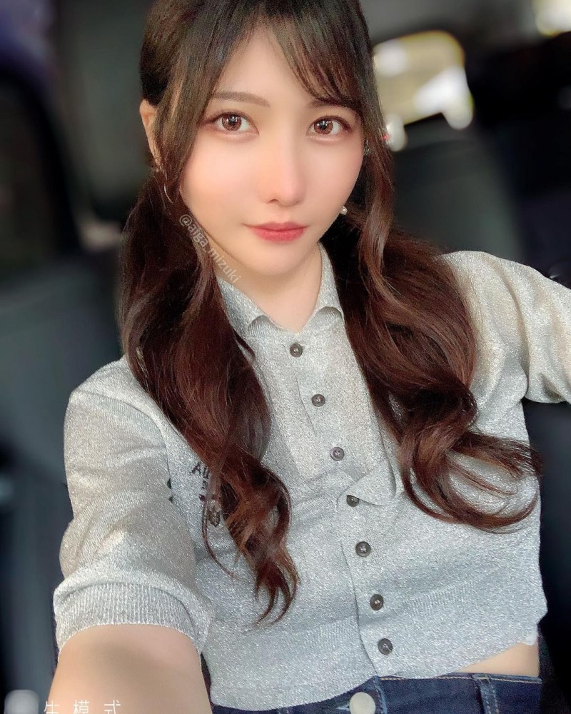 蓝牙水月(藍芽みずき)移籍第一部作品番号及封面，蓝牙水月个人简介