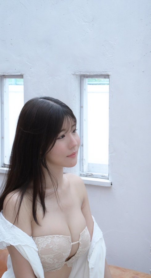 坂井美樱(坂井美桜)出道作品番号及封面，坂井美樱个人简介