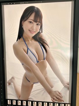 叶月真由(葉月まゆ)出道作品番号及封面，叶月真由个人简介