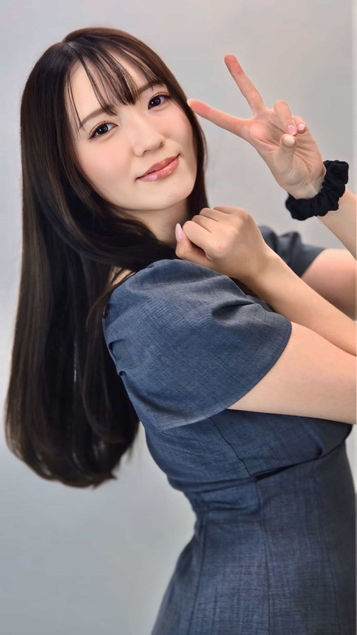 (小花暖)番号DLDSS-435 脱离WILL集团！F罩杯饱满雪嫩巨乳美女，最新AV作品移籍DAHLIA！