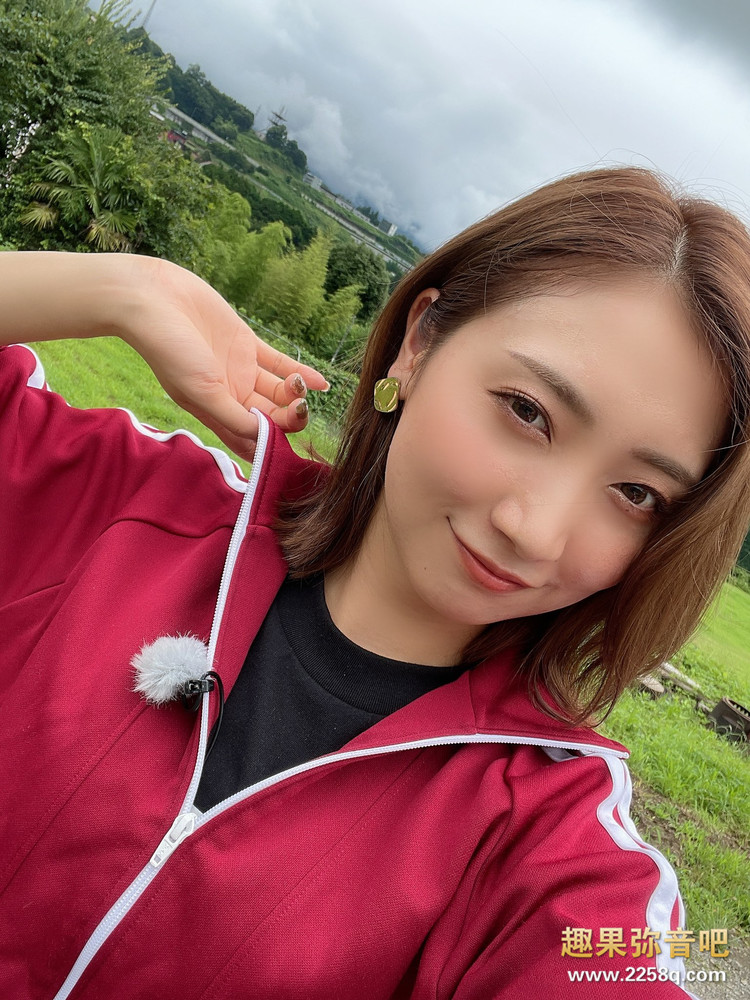 [IPX-705]第一次演出与影迷互动的感谢祭 加美杏奈被送上门给影迷享用