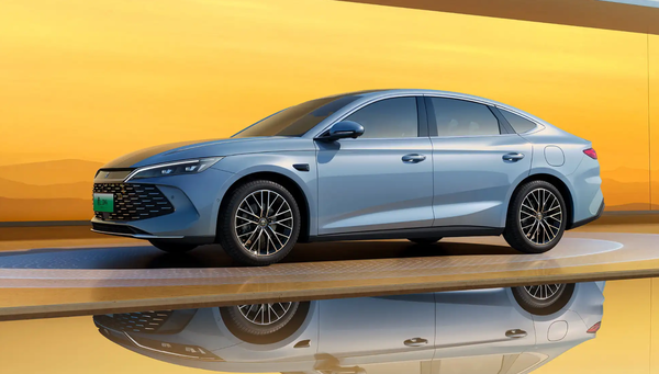 中型轿车市场仍被合资燃油车主导 帕萨特凯美瑞宝刀未老