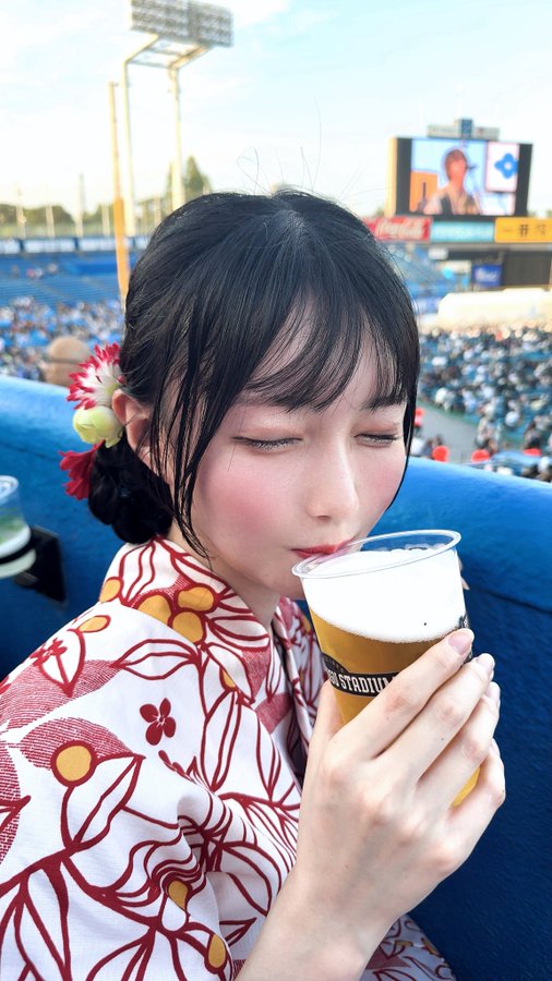 三佳诗(三佳詩)出道作品番号及封面，三佳诗个人简介