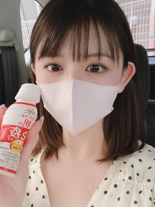 日花里唯(ひかり唯)出道作品番号及封面，日花里唯个人简介