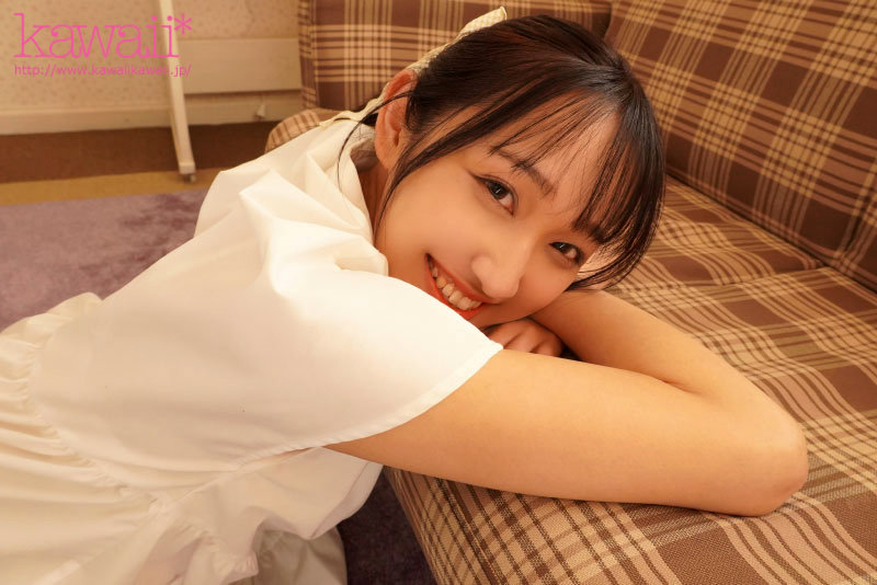 安達ゆら(安达由罗)出道作品CAWD-412发布！之前的男友都早泄！被男优花式插入的她好黑皮！