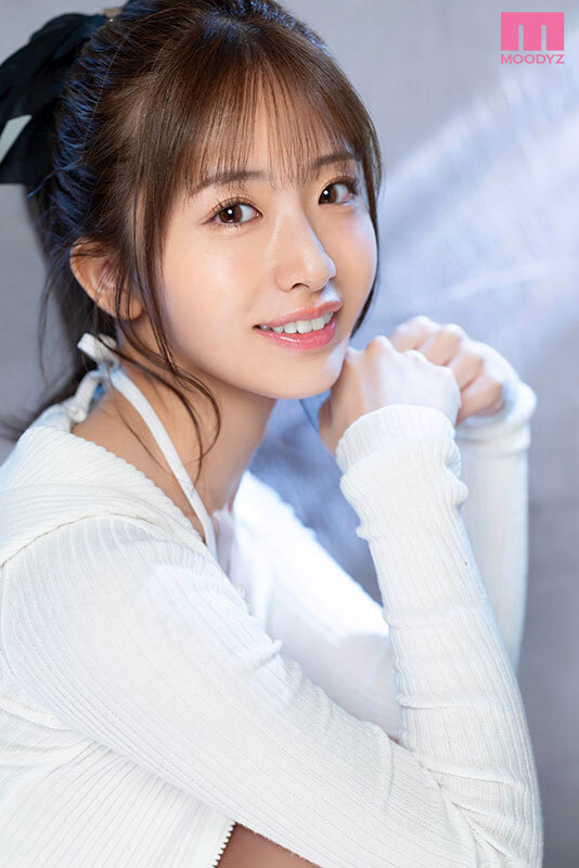 川口桜(川口樱)作品MIDA-394发布！第一次的追击绝顶！「可爱新人」初尝大肉棒…喷发出超多的潮水！