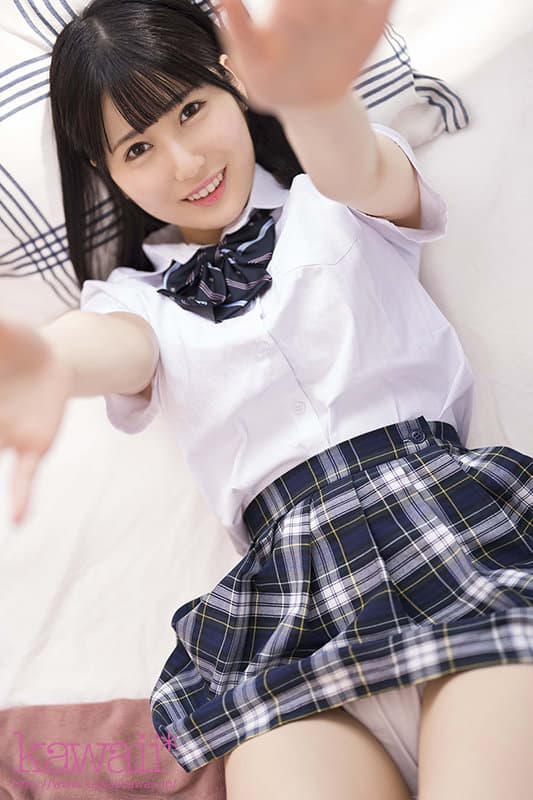 最新推荐！JK美少女《好实穗乃》精选作品介绍……